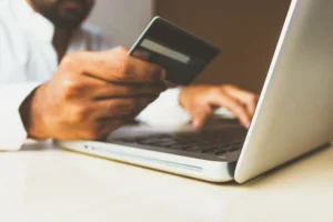 Fausses-bonnes-idees-argent-Rich-Muslim-Club